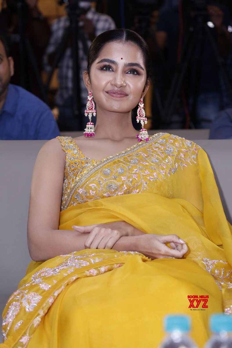 AnupamaQueen's tweet photo. Traditional Beauty Queen 
@anupamahere Mam ❤👑

#AnupamaParameswaran #AnupamaDevotee #LoveAnupama https://t.co/8yOtVbQaU2