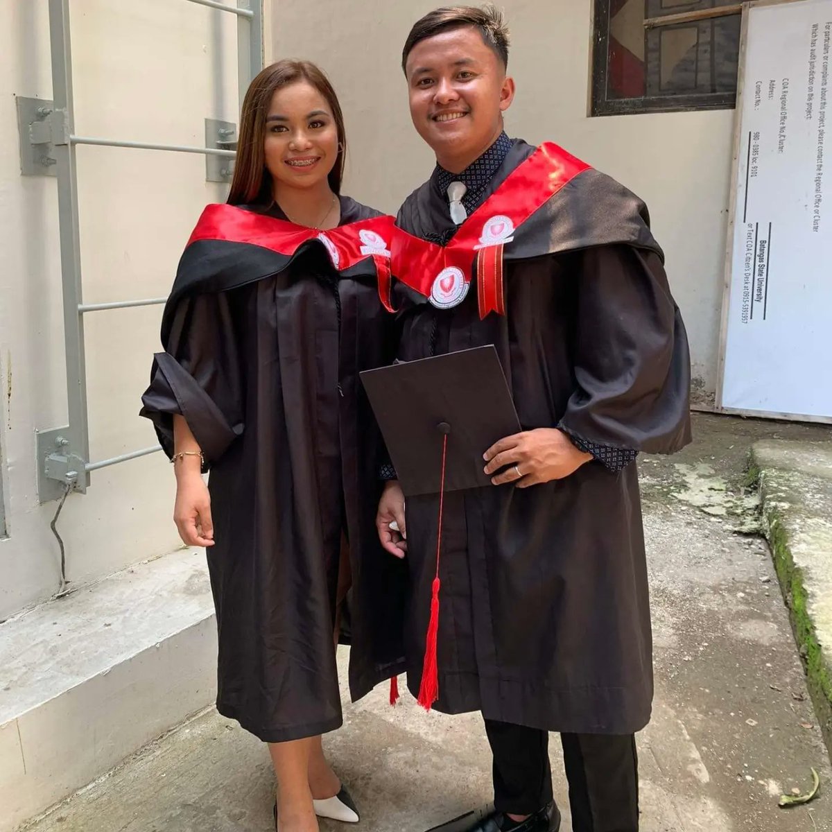 joiceng's tweet photo. YES !! WE FINALLY MADE IT 💯♥️🫶👨‍🎓👩‍🎓🙌 https://t.co/4SBUNZ2zKY
