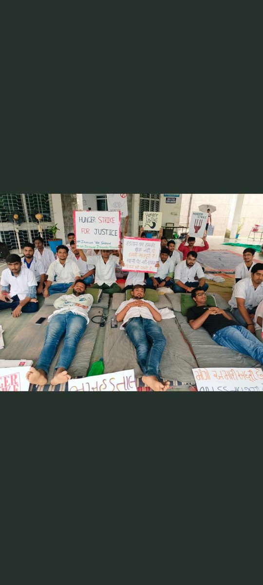 કામધેનુ યુનિવર્સિટી અંતર્ગત દાંતીવાડા કોલેજનાં વિદ્યાર્થીઓ છેલ્લા16 દિવસથી હડતાળ ઉપર છે. અને 3 વિદ્યાર્થીઓ 24 કલાકથી ભૂખ હડતાળ ઉપર ઉતર્યા છે. અમારી માંગ છે કે Internship માં મળતું ભથ્થું 4200 થી 18K કરવામાં આવે🙏 <a href="/CMOGuj/">CMO Gujarat</a> <a href="/Bhupendrapbjp/">Bhupendra Patel</a> <a href="/KanuDesai180/">Kanu Desai</a> <a href="/RaghavjiPatel/">Raghavji Patel</a> #hungerstrike