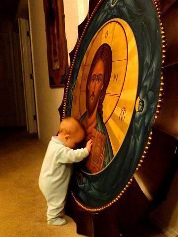 ሮሜ 8፥15

አባ አባት ብለን የምንጮኽበትን የልጅነት መንፈስ ተቀበላችሁ እንጂ እንደገና ለፍርሃት የባርነትን መንፈስ አልተቀበላችሁምና።