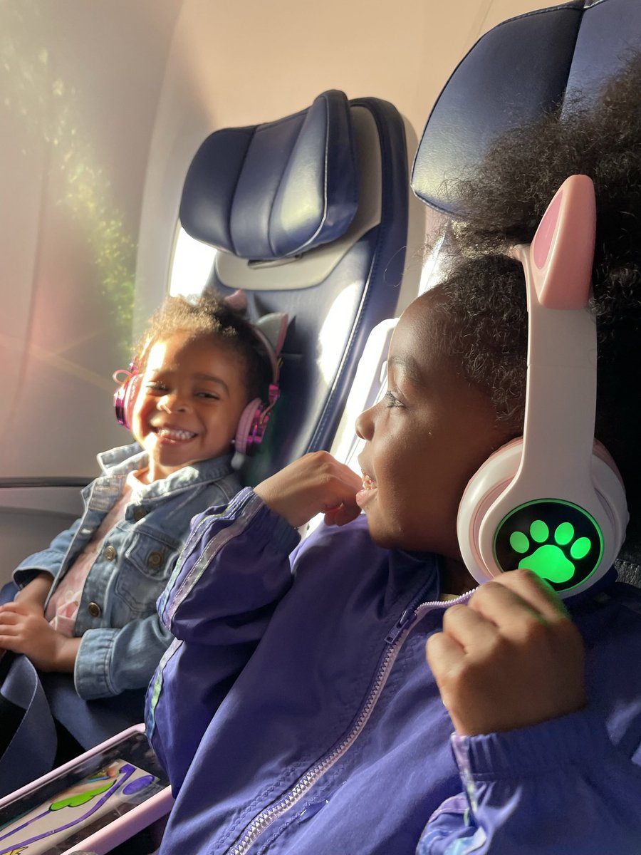 Nicole King tweet media