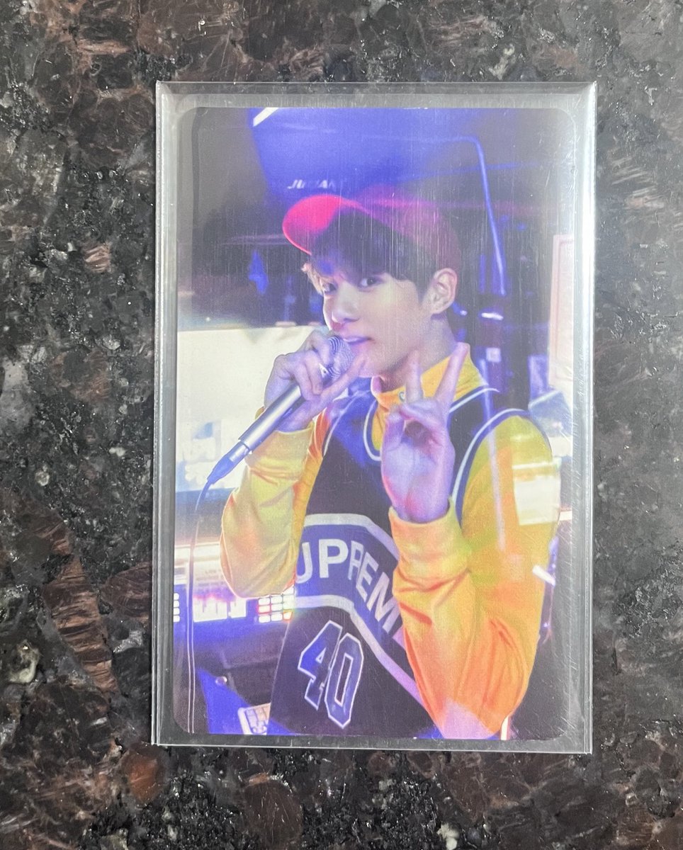 recordskook's tweet photo. ʚ wts lfb ɞ
jk memories of 2017 dvd 
— 7/10 condi, see link for vid/pics: https://t.co/RrILOE3tJ0…
— 3k — for payo only

t. wts lfb bts memo 17 jungkook jk dvd pc https://t.co/0B3Khv8ugn
