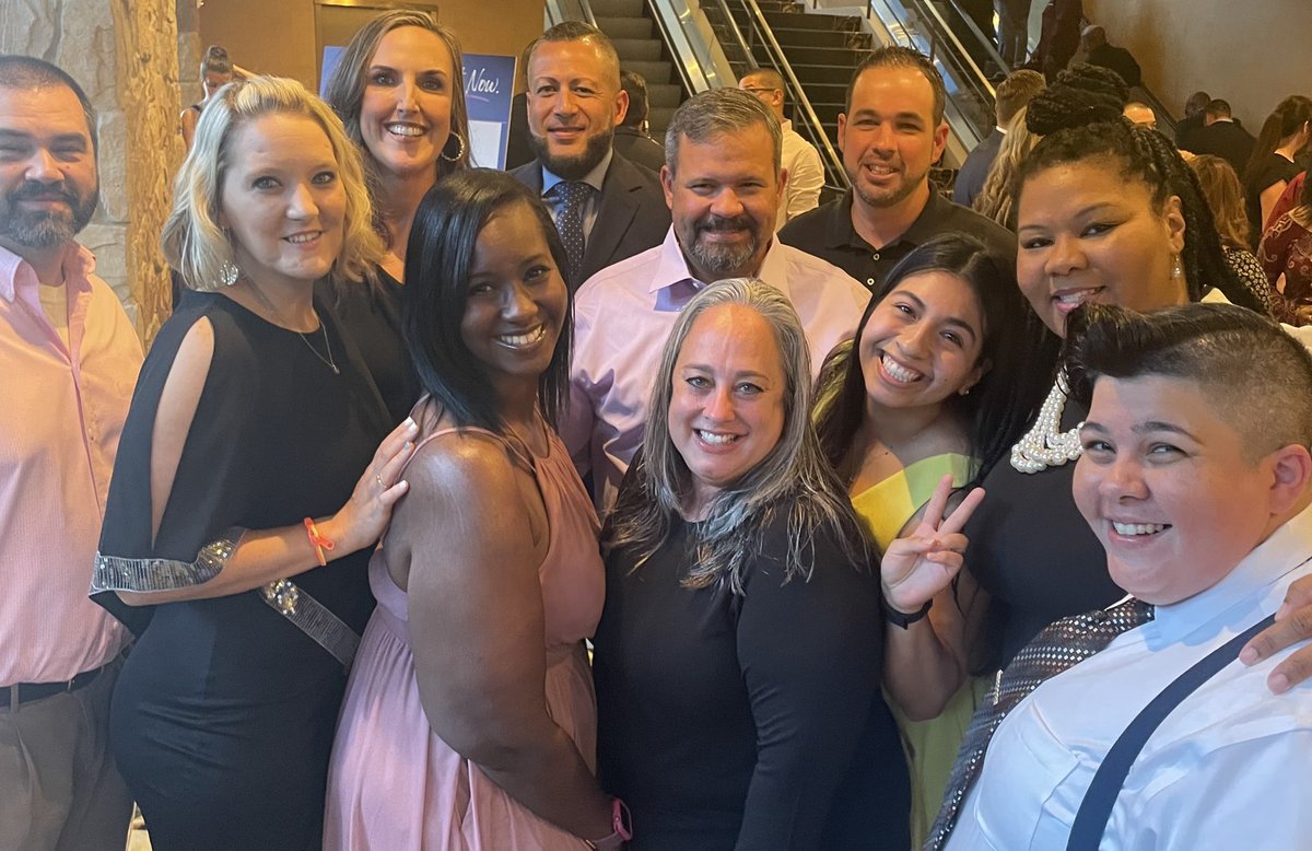 Amanda Hale Torrence tweet media