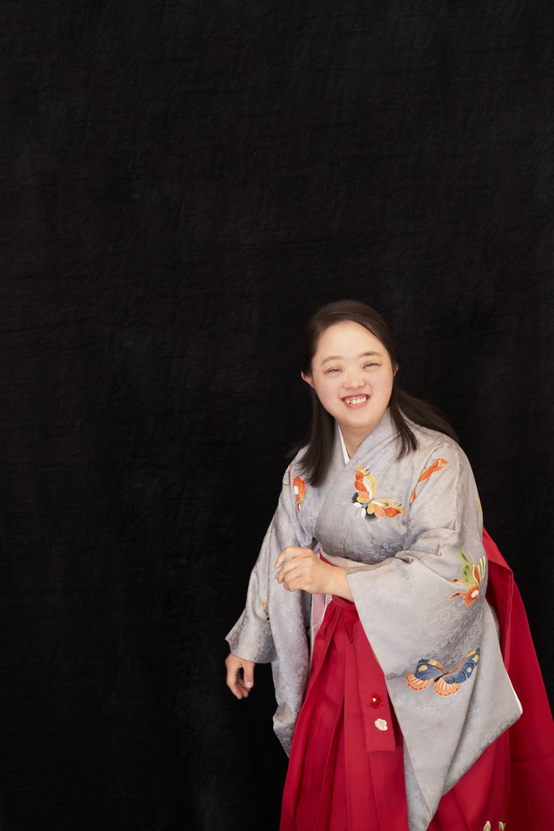 お元気でいらっしゃいますか❓コロナ禍の下、ゆつくりのんびりいたしました。少し大人になつたでしよう❓
「翔子の画廊」もオーブいたしました。
コロナが鎮まりましたら委細をおしらせいたしますね。