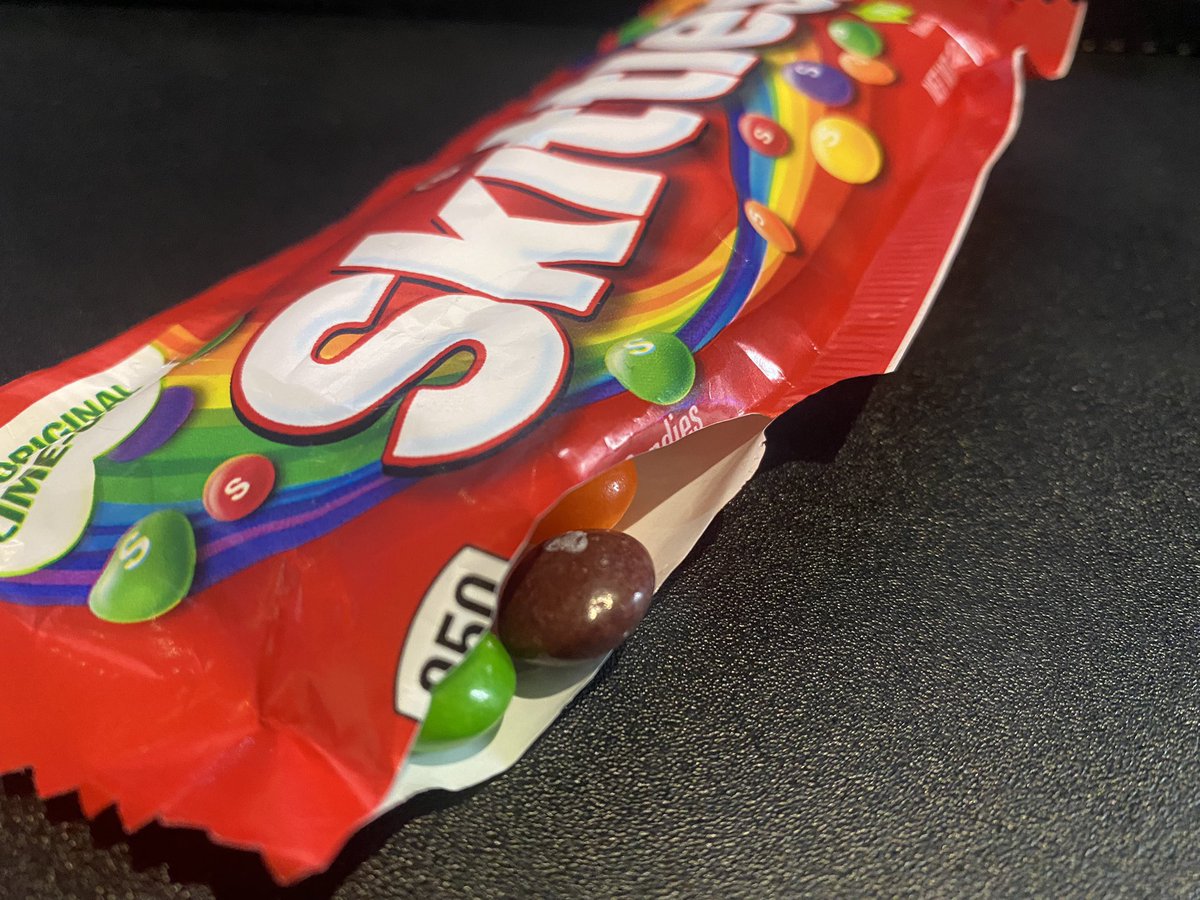 R4IKI_chjp's tweet photo. man, i thought this was chocolate...
something like m&amp;m
and when i ate it 😇 https://t.co/SxLKWy0oPL