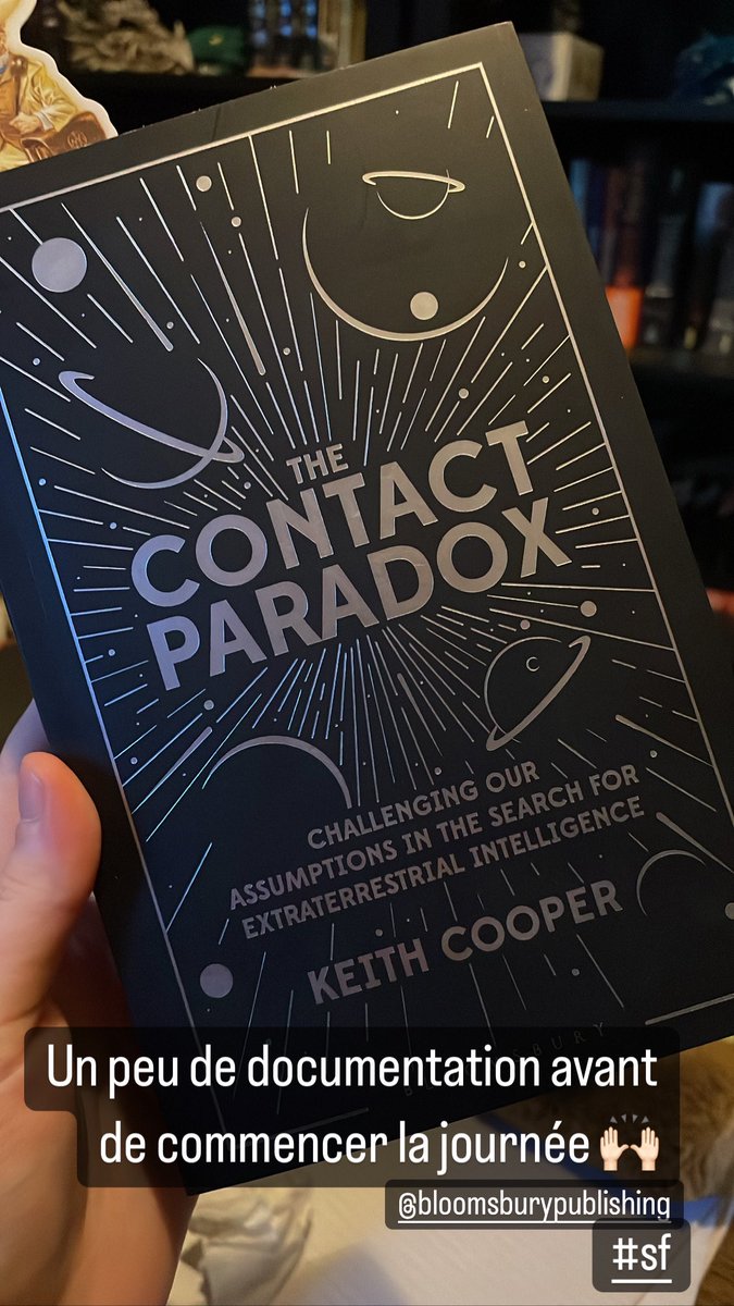 OLivresque's tweet photo. Morning reading ! Explorer les possibles vies ailleurs et les possibles contacts que nous pourrions avoir… #sf #alien @BloomsburyPub https://t.co/AHLcsRJPeH