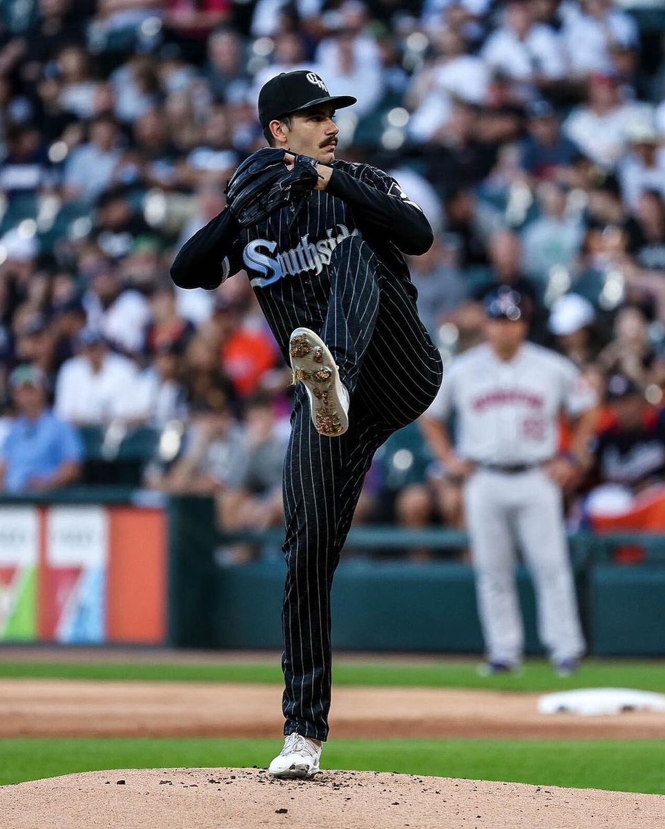Xavier_Sanchez4's tweet photo. Game 117 of 162

White Sox (61-56) 4, Astros 3. Final.

•Cease- 5 IP, 6 H, 3 R/ER, 3 BB, 4 K, HR
•Ruiz/Velasquez/Lambert- 3 IP, 3 H, BB, 4 K
•Hendriks- IP, K, SAVE (27)
•Abreu- 3/4, R
•Moncada- 1/4, RBI
•Harrison- 2/4, R, RBI
•Sheets- 1/1, 2B, 2 RBI

#CWS22 #ChangeTheGame https://t.co/f8MTzcQ7DC