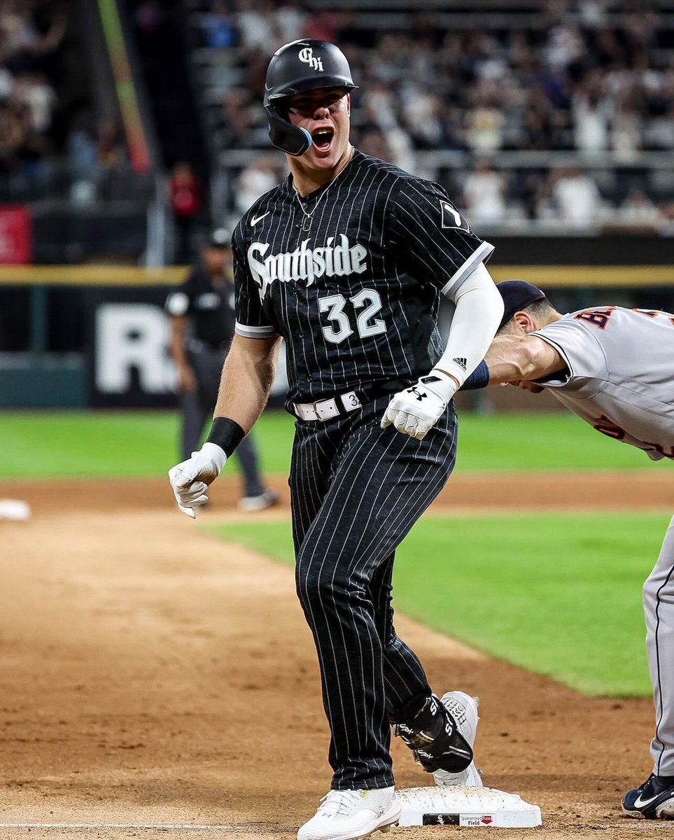 Xavier_Sanchez4's tweet photo. Game 117 of 162

White Sox (61-56) 4, Astros 3. Final.

•Cease- 5 IP, 6 H, 3 R/ER, 3 BB, 4 K, HR
•Ruiz/Velasquez/Lambert- 3 IP, 3 H, BB, 4 K
•Hendriks- IP, K, SAVE (27)
•Abreu- 3/4, R
•Moncada- 1/4, RBI
•Harrison- 2/4, R, RBI
•Sheets- 1/1, 2B, 2 RBI

#CWS22 #ChangeTheGame https://t.co/f8MTzcQ7DC