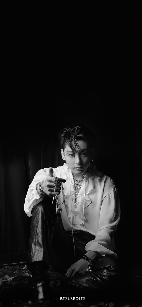 btslsedits's tweet photo. JUNGKOOK LOCKSCREEN/WALLPAPER HD 👑

- edit by btslsedits 
save [ like or rt ]
#BTS #JungKook #btsjungkook #BTSWALLPAPER #wallpapers #btslockscreen #LockScreen https://t.co/9J862ojA81