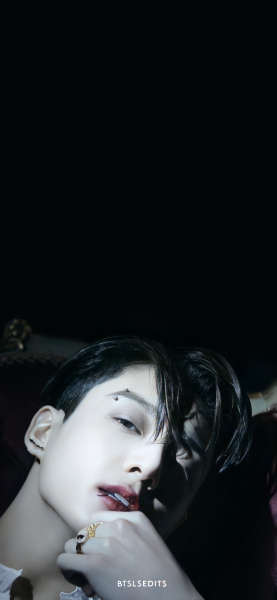 btslsedits's tweet photo. JUNGKOOK LOCKSCREEN/WALLPAPER HD 👑

- edit by btslsedits 
save [ like or rt ]
#BTS #JungKook #btsjungkook #BTSWALLPAPER #wallpapers #btslockscreen #LockScreen https://t.co/9J862ojA81