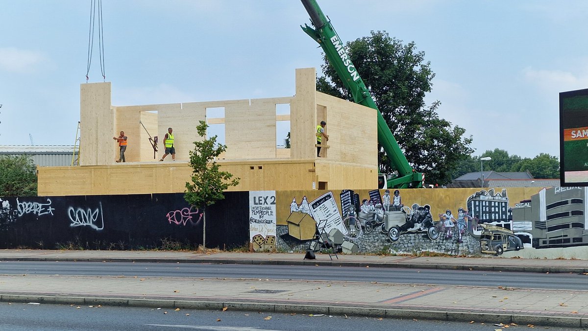 pempeople's tweet photo. Don't blink Southwarks newest community  addition to Old Kent road https://t.co/g50yHZfwzq