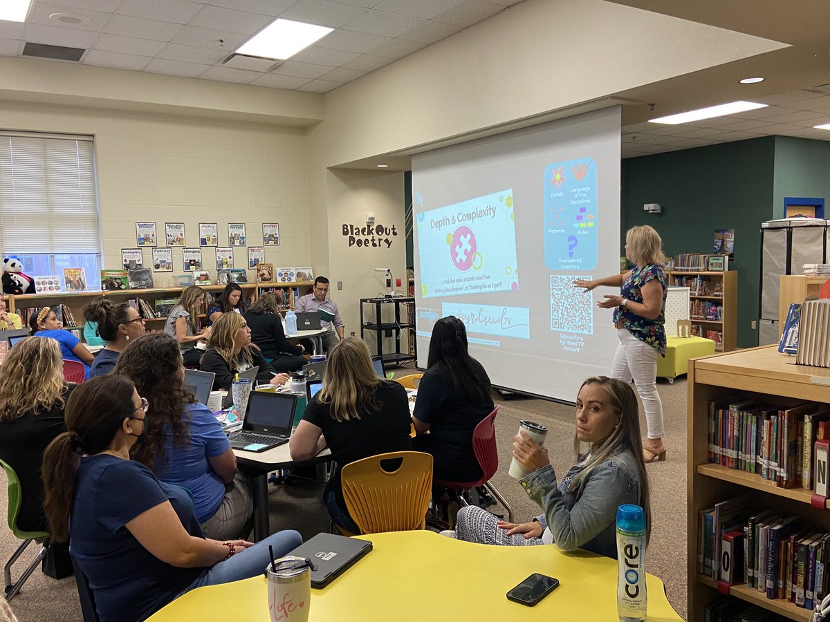 Helotes Elementary  tweet media