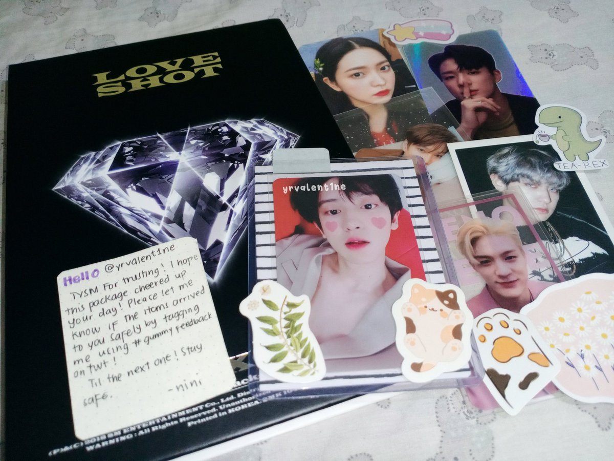 yrvalent1ne's tweet photo. [ #yrvlmails ✉️✨]
     ➸ from @gummymail ♡

love shot album and my first yeol pc came home!! thank you so much nini for safely packing my items and also for the freebies >< this really made my day kaya i'm vv grateful 🥺 hoping for more budols from you! 💛

#gummyfeedback <3 https://t.co/HK2GhHLBeS