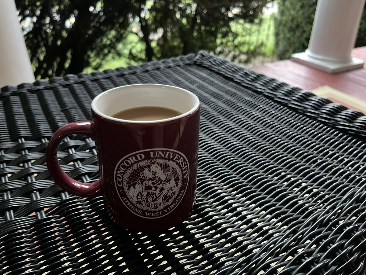 sbeasleywv's tweet photo. #cupforcu #skipthedrivethroughforCU https://t.co/XQrLWPhE7s