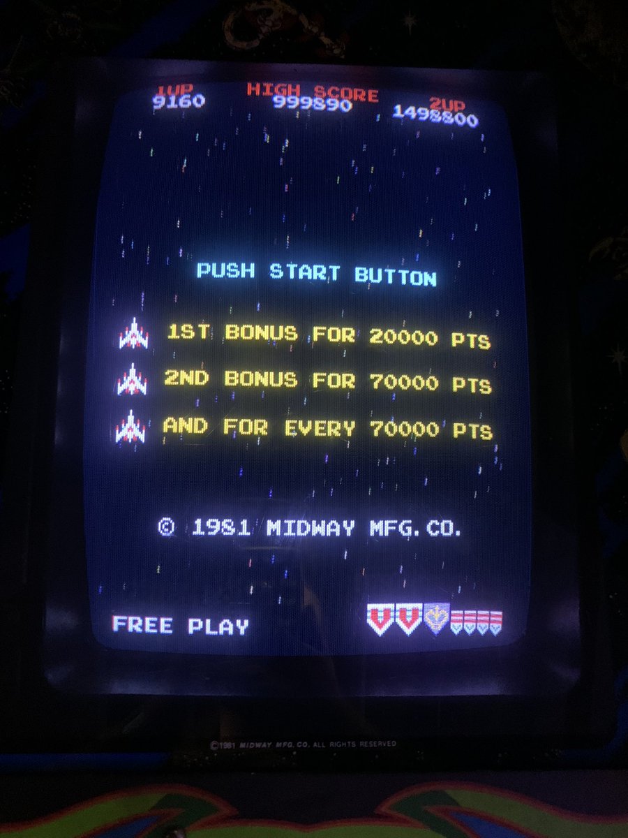 _CharlieFar's tweet photo. Quick game of Galaga at #nerdconuk #arcadeclubuk 1,498,800 https://t.co/kulFJ06Du4