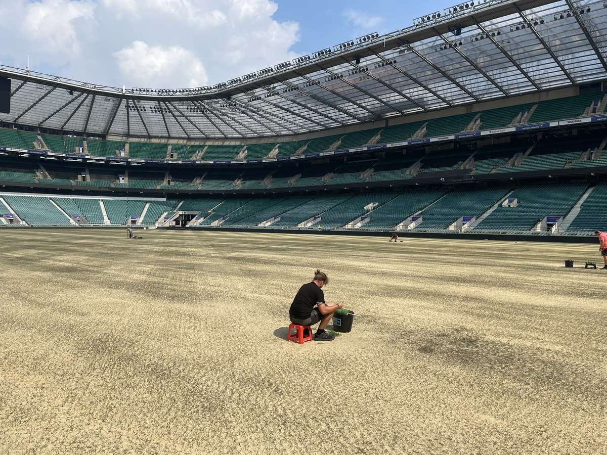 jimRFU's tweet photo. New sprinklers for the centres thanks to Dean Waterfield for the installation and some necessary adjustments. Backfilled and the team are re-stitching the Desso fibres. Just over half the sand on and the rain is holding off! https://t.co/iGqKCuQKYK