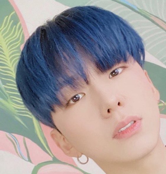 딸기 기현 🍓                                        블루베리 기현 🫐