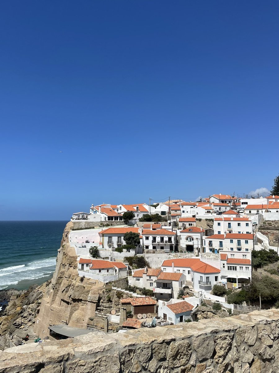 casascosas's tweet photo. Azenhas do mar https://t.co/Ow8lKuMvnU