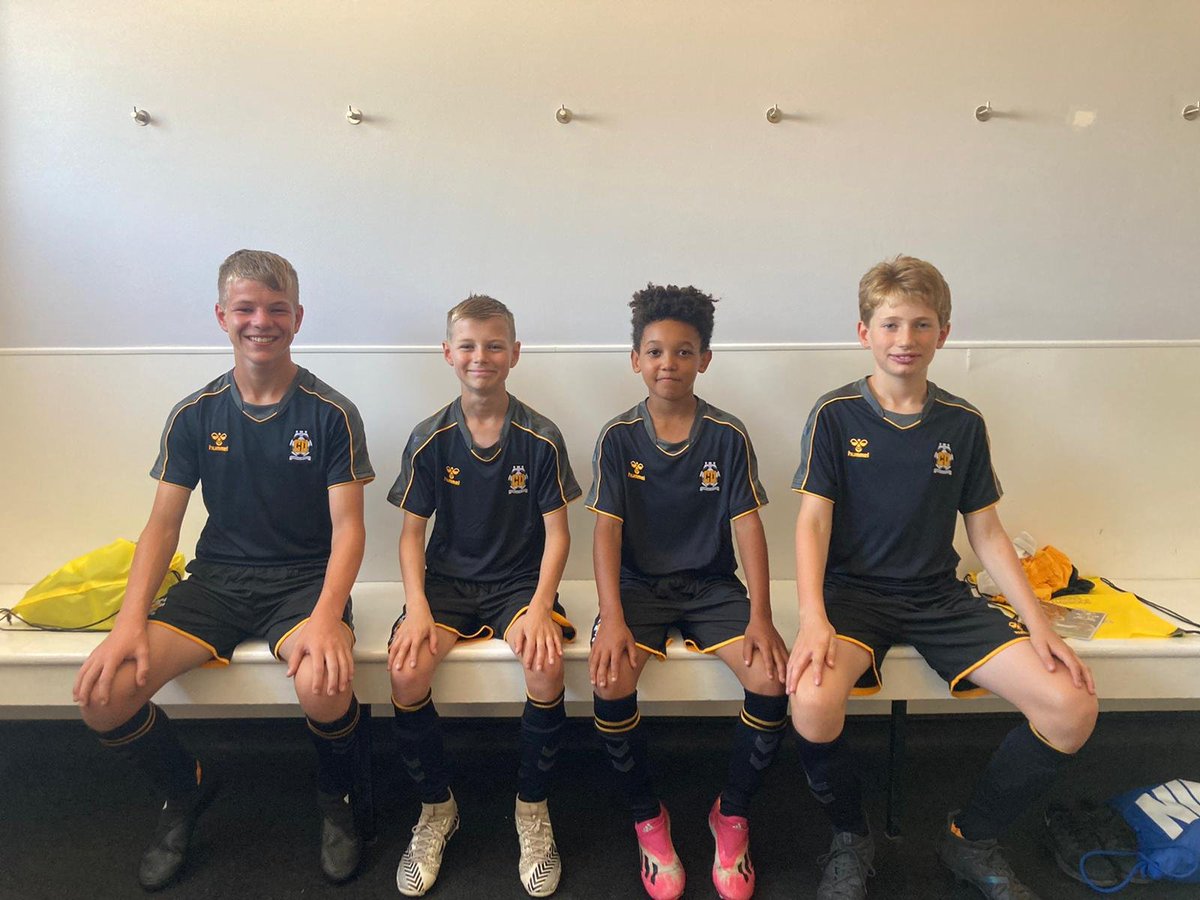 CUFCDevelopment's tweet photo. Looking sharp, lads! 💪👏

What do you think? 😁

 #unitedindevelopment 💛🖤⚽️ https://t.co/IJJbazb0kM