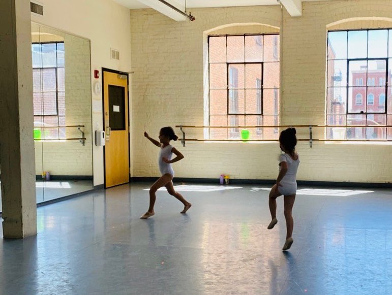 phdanceacademy's tweet photo. Summer Sweetness! 💛☀️💛☀️ We had such a wonderful summer welcoming new little dancers into our Early Childhood program at #OldCity and #Ardmore! #PDA #pdasummer2022 #kidclasses https://t.co/PnhB24K3XH