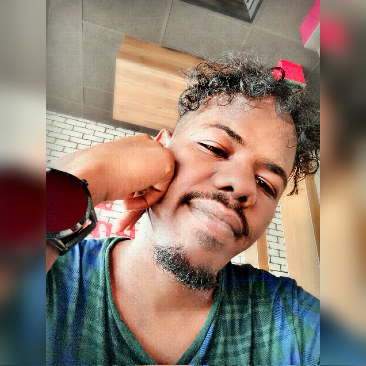 Cud_I_'s tweet photo. #NewProfilePic https://t.co/2CmNAgOHne