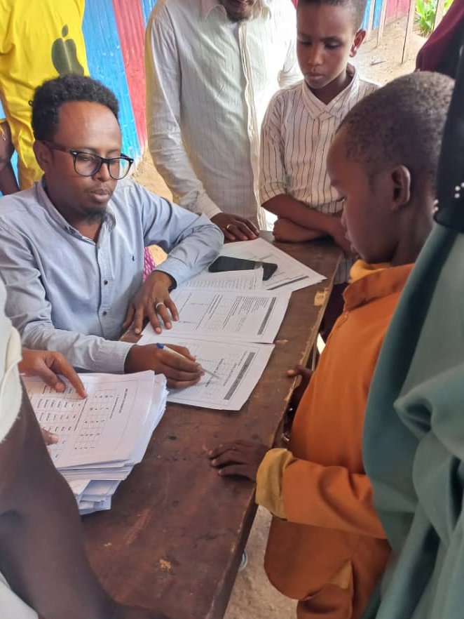 HanoAcademy's tweet photo. After three weeks of hard work, we have successfully enrolled 10081 out-of-school youth & children (46% girls & 54% boys) in Balcad & Jowhar Districts. This number exceeded our target for cohort 2.
Thanks @USAIDBarAmaBaro @USAIDSomalia @US2SOMALIA
#BarAmaBaro #outofschoolyouth https://t.co/SNpJft3gmd