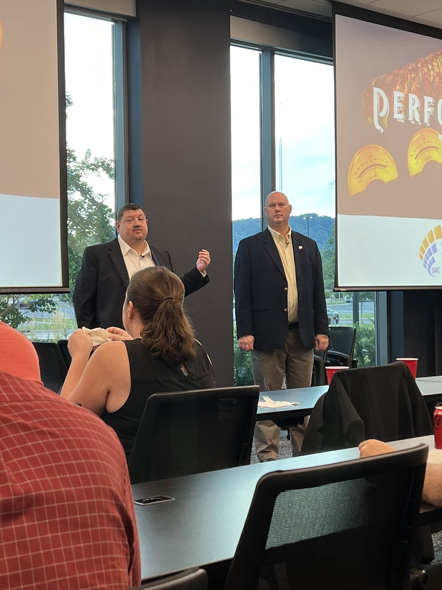 joecolantonio's tweet photo. Had awesome time learning from two of the GOATS of #performance #Engineering @loadtester @perfpulley at the #performancetour + BBQ! https://t.co/Dctne5XiK3
