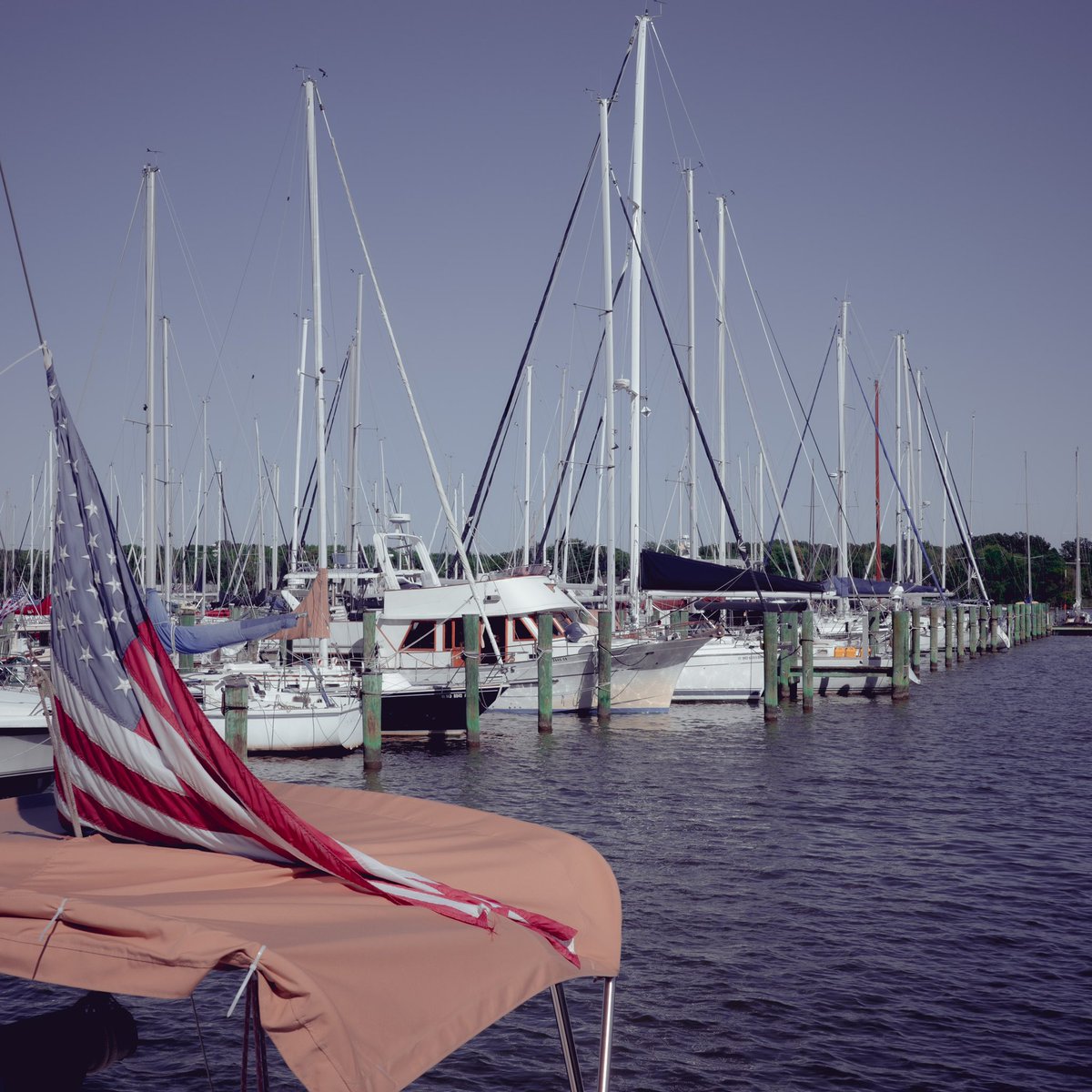 ALetifer's tweet photo. On the water.
#ricohgriiix
 #rawedit https://t.co/iqhveGnhbn