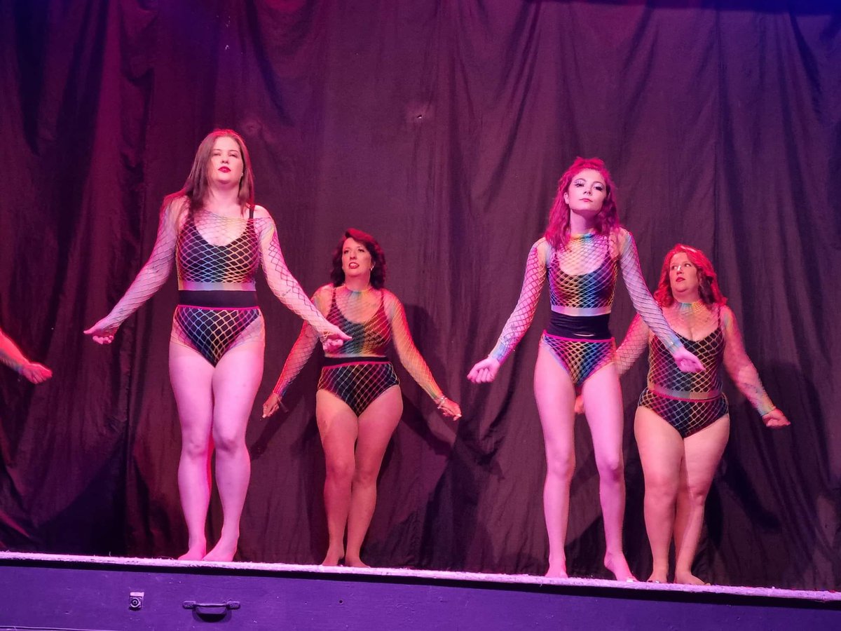 nikolabooker's tweet photo. Dancing https://t.co/8M4ZIqegE5
