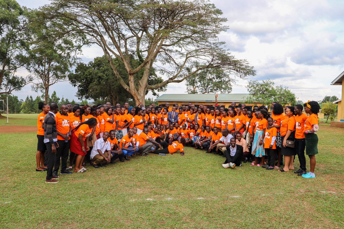 TeachForUganda's tweet photo. On Monday we welcomed our new 5th Cohort of 140 Fellows at Bishop Willis Core PTC in Iganga to commence their one-month intensive residential training to equip them with hands-on leadership and pedagogical skills to become effective teachers and lifelong leaders. #IamTomorrow https://t.co/ialR6E4GVS