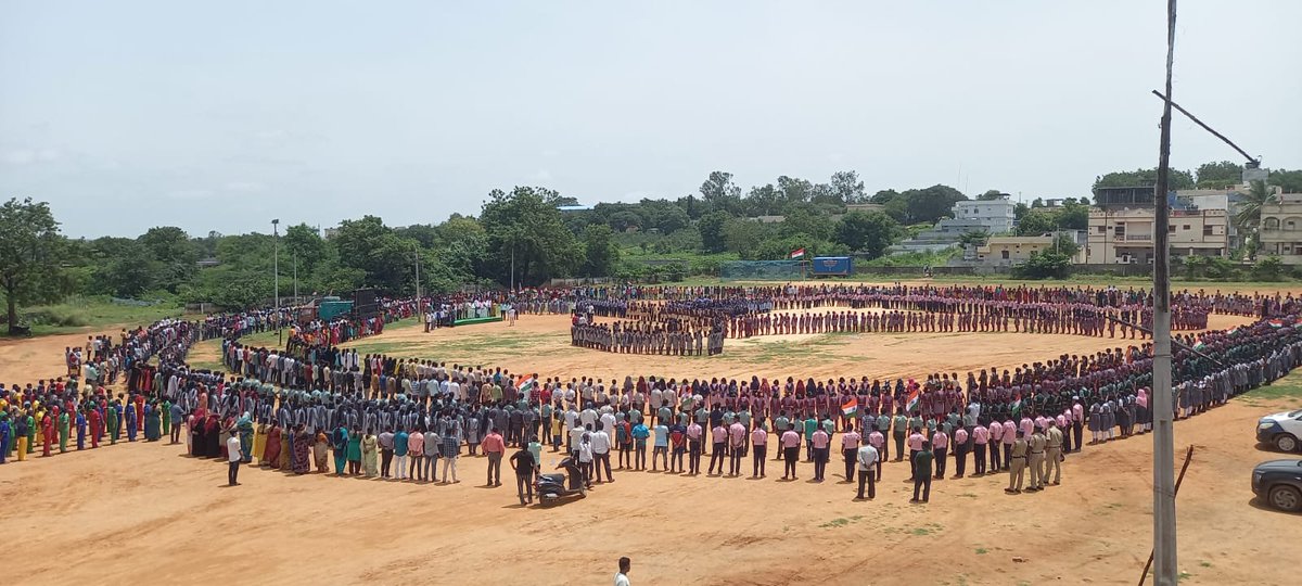 JogipetPs's tweet photo. on 16.08.2022 at 11.30 hurs SAMUHIKA JATIYA GEETALAPANA program in the view of 75th indepandance vajrotsavalu at jogipet town https://t.co/aMTAapnhXq
