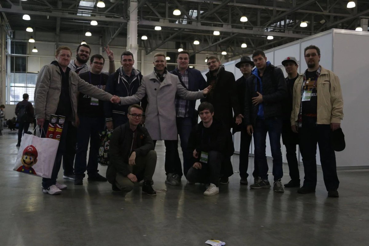 Klech97's tweet image. Как я жалею, что ни разу не оказался на сходке #Stopgame 
Очень важное фото, с огромной пред- и пост- историей, а прошло всего то 3 года!