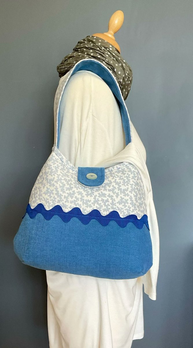 samm_designs's tweet photo. A spiffing addition to any outfit. Go on, treat yourself because your really do deserve it
#handmade #SBHour #ecofriendly #MHHSBD #SBS
https://t.co/aXYhy9NFHY https://t.co/sHmWvZf02z