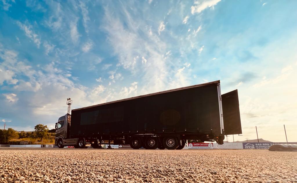 Comença la jornada a <a href="/elpinelldebrai/">El Pinell de Brai</a> 💗

<a href="/FundacioCarulla/">Fundació Carulla</a> <a href="/cultura_cat/">Cultura</a> <a href="/Dipta_cat/">Diputació de Tarragona</a> <a href="/ccterraalta/">Consell Comarcal de la Terra Alta</a> <a href="/OJTerraAlta/">Oficina Jove TA</a> #circ #dansa #teatre #nilak #pinelldebrai #TerraAlta #TerresdelEbre