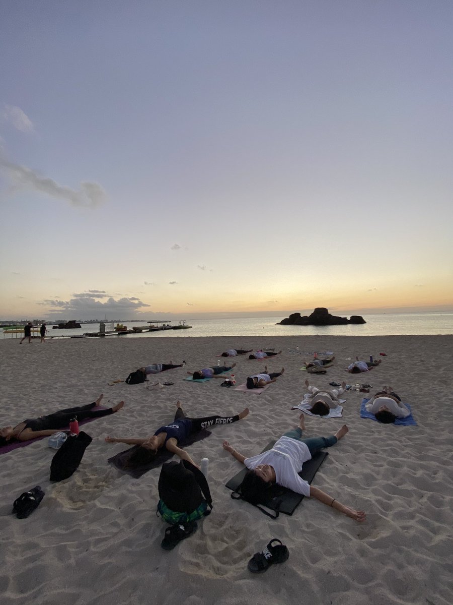 yogawithmiku's tweet photo. イベント告知

【YOGA × BEACH CLEANUP】
8/20(土) 7:00-9:00 
📍アラハビーチ

【Sunset Yoga Class】
8/21(日) 17:30-18:30
📍アラハビーチ
参加費: ¥1500

お問い合わせは私のOfficial LINE・Instagram DM・Twitter DMから受け付けております🕊 https://t.co/DNxFd2BIEx