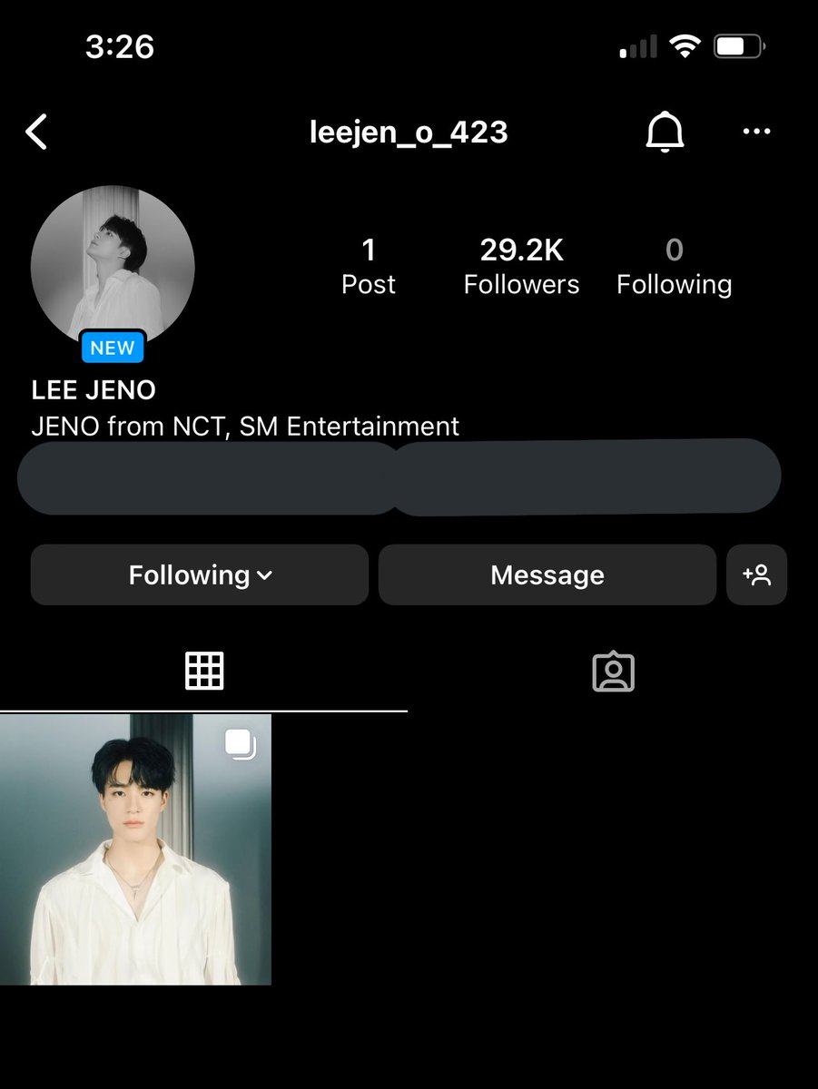 cheolwants's tweet image. mini ga!!! 🖤

prize ₱100 gcash 

— rt, like, &amp;amp; mbf
— follow jeno on ig "leejen_o_423"
— drop proof/screenshot w watermark