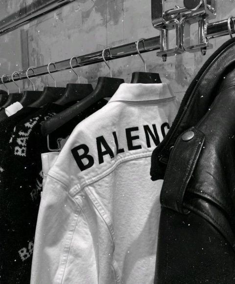 go_yannie's tweet photo. Once with you — pjs.

Upon entering college, Arabella hoped that in her journey, everything will flow smoothly especially that she's with her friends. But the smooth road became bumpy when she accidentally met a guy named Jayce Park.
#jayau #enhypenau https://t.co/UbLKS6SGzD