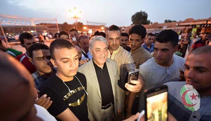 GuerfiAmane's tweet image. 🫴  Le bonheur Algérien, bonne éducation, simplicité, sourires et sincérité 
🇩🇿#AliBenflis avec la population respectueuse et reconnaissante de Tamanrasset
youtu.be/hnZmBsysaQM
 🫶🌹#SelfieOfTheDay #SelfieTime 
A.G