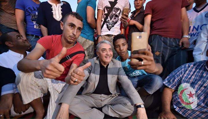 GuerfiAmane's tweet image. 🫴  Le bonheur Algérien, bonne éducation, simplicité, sourires et sincérité 
🇩🇿#AliBenflis avec la population respectueuse et reconnaissante de Tamanrasset
youtu.be/hnZmBsysaQM
 🫶🌹#SelfieOfTheDay #SelfieTime 
A.G