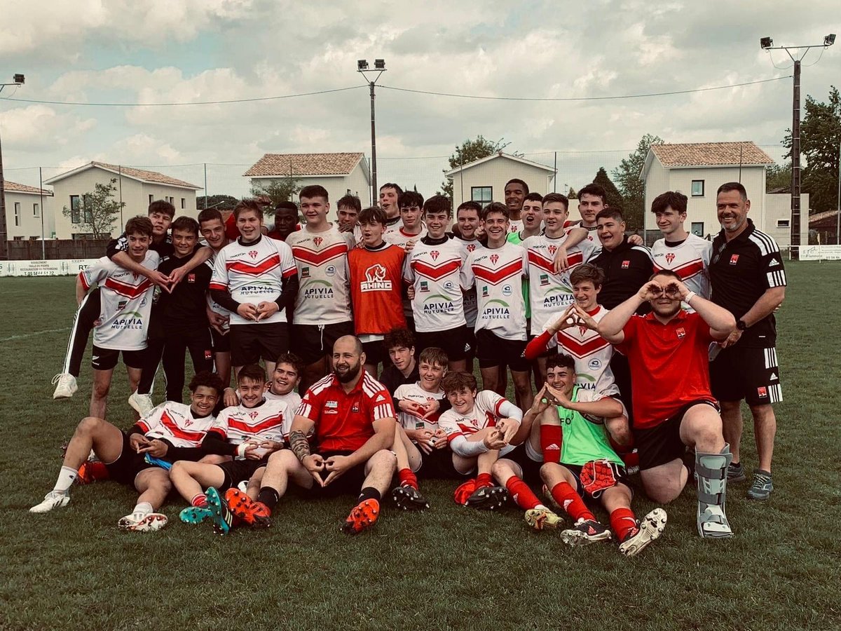 NiortRugbyClub's tweet photo. Les sections du #NiortRugbyClub font leur rentrée ! ⚪🔴

📅 
Féminines : 23/08 à 18h45
Ecole de rugby M14 : 27/08 à 10h30
Ecole de rugby M6 à M12 : 3/09 septembre à 10h30
Handisport : 6/09 à 19h
Partageons ensemble la passion du rugby et les valeurs du sport ! 

#AllezNRC #Niort https://t.co/egzK35i0p5