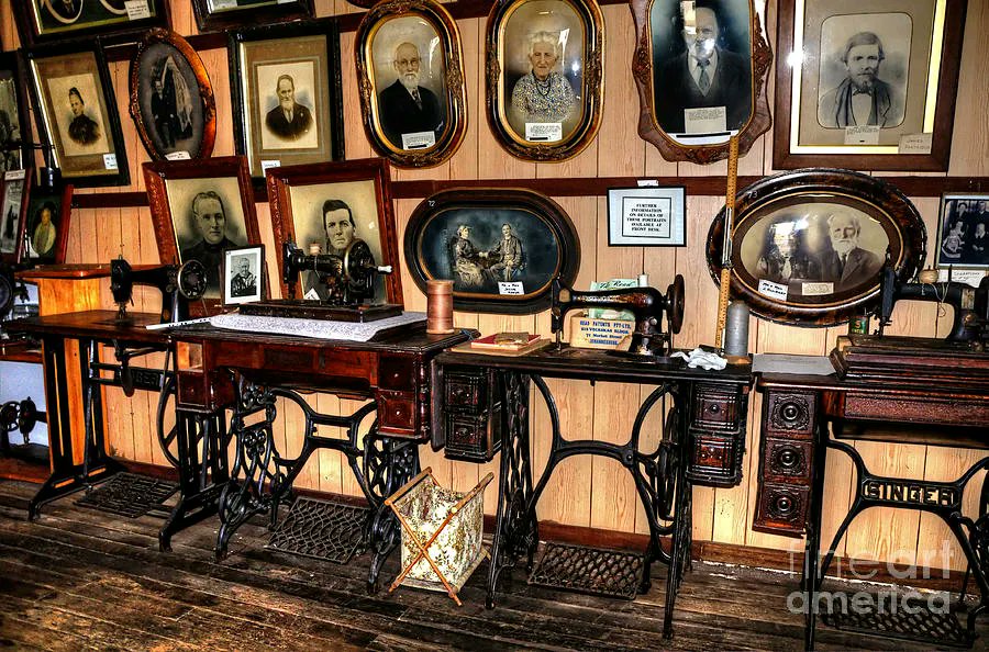 KayeMenner's tweet photo. #Treadle #Sewing #Machines Print by Kaye Menner #BuyIntoArt #prints #lovely #products at https://t.co/h1uVXcW0Z7 https://t.co/hpA6aGFbrv