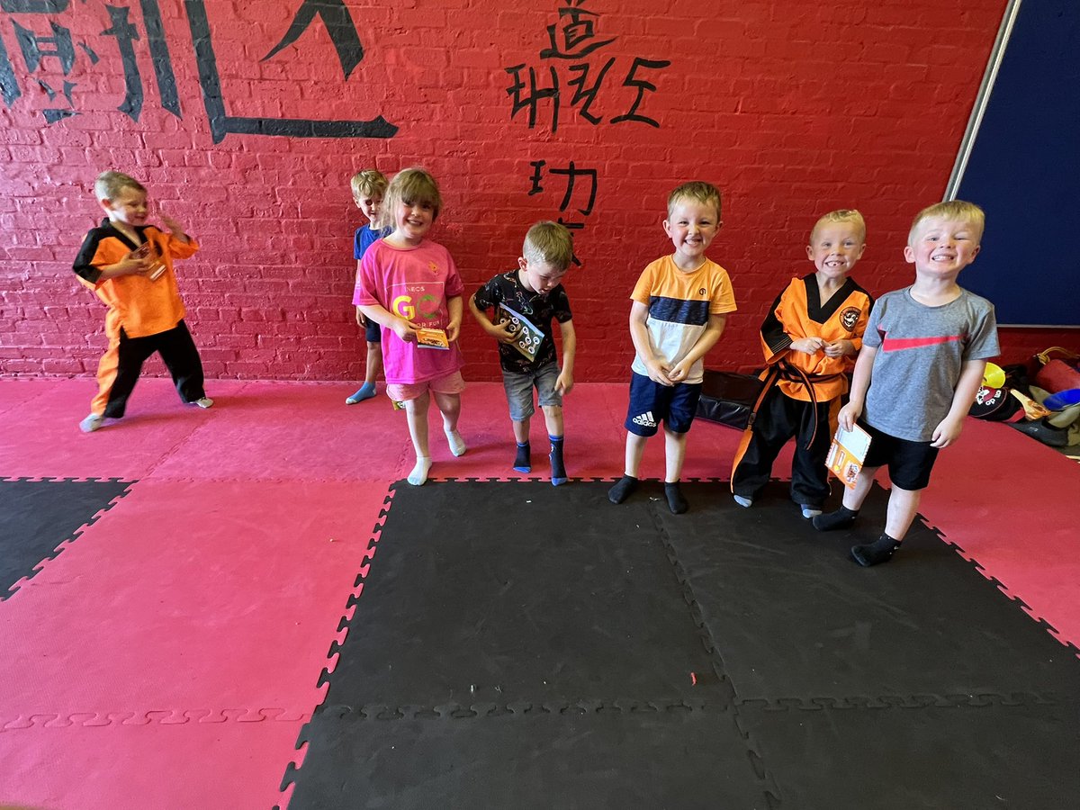 MariaUKTC's tweet photo. Happy Wednesday
Have a fabulous day at nursery, school and high school.
You will all be amazing.
Classes tonight
Boness
Ltc 4:30pm
Tkd 5:30pm
Boghall
Tkd 6pm
New starts always welcome #boness #taekwondo #LTC #familyclass #letsdothis https://t.co/QxgPk5qIAy