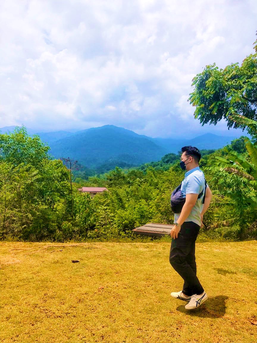 stanohart's tweet photo. Site visit last weekend to check out the exhibition space for the Rening Day Out at 82 Rening this Sunday. Super excited to be meeting new people, soaking in art AND nature. See you there? https://t.co/wx9CYktgRc