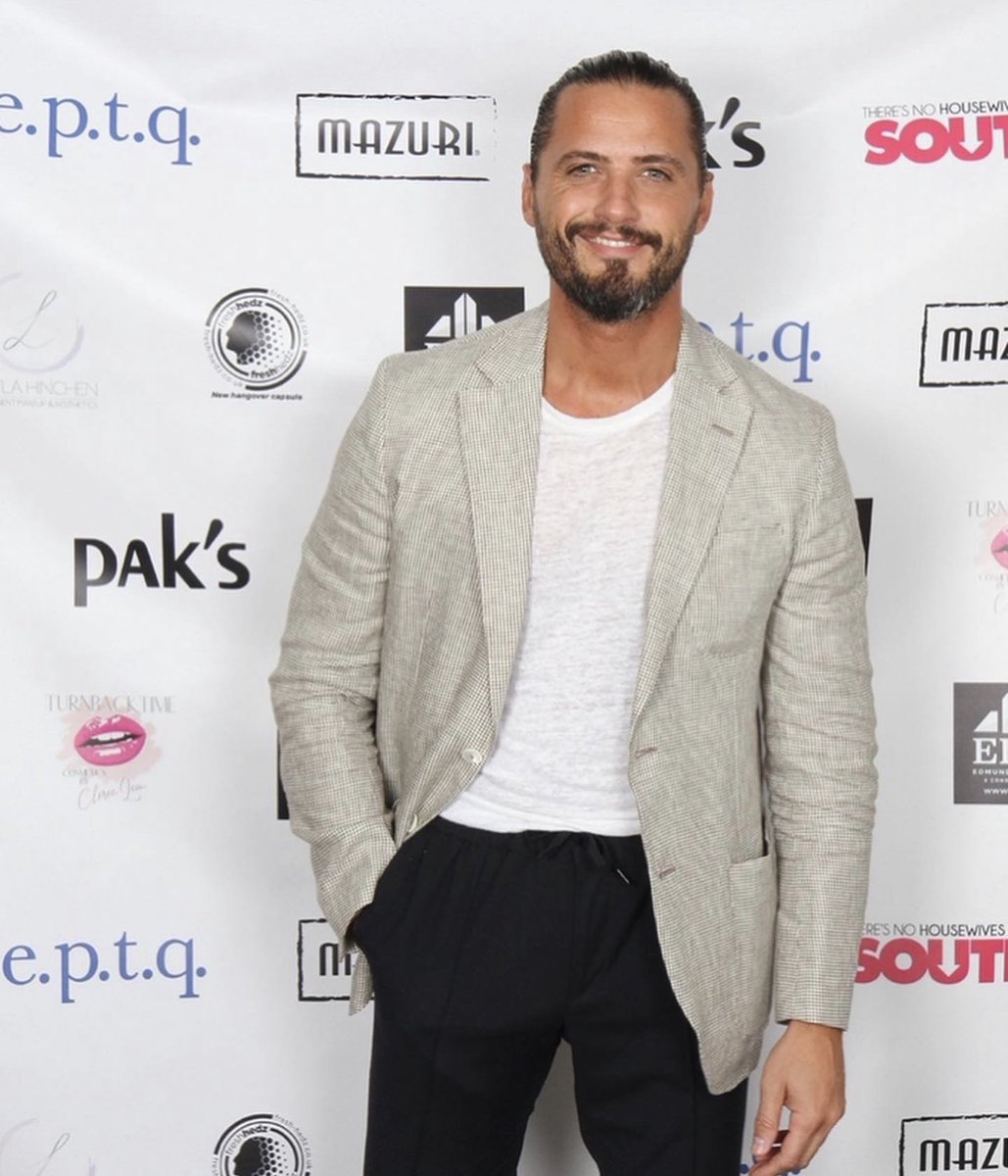 Wow how sexy does @officialfabsantino look at the freshhedz launch party 🥂<a href="/tnhits/">TnHits.Com</a>.affilms_
Make sure you order online today ready for the weekend. Visit fresh-hedz.co.uk
.
.
@officialfabsantino 
<a href="/freshhedz/">Fresh-hedz</a> 
<a href="/tnhits/">TnHits.Com</a>.affilms_ 
.
.
#freshhedz #freshhedzlaunch #hangover