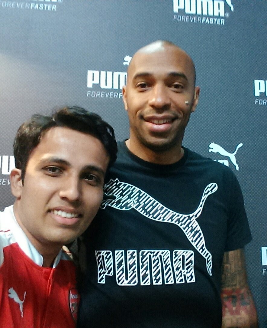 FPL_SSR's tweet photo. It's an honour to share my birthday today with the King who made me fall in love with @Arsenal and meeting him in person was like a dream come true ❤️😍👑
#HappyBirthdayThierryHenry & myself 🤝 #GunnerForever https://t.co/xP0NNukvyA