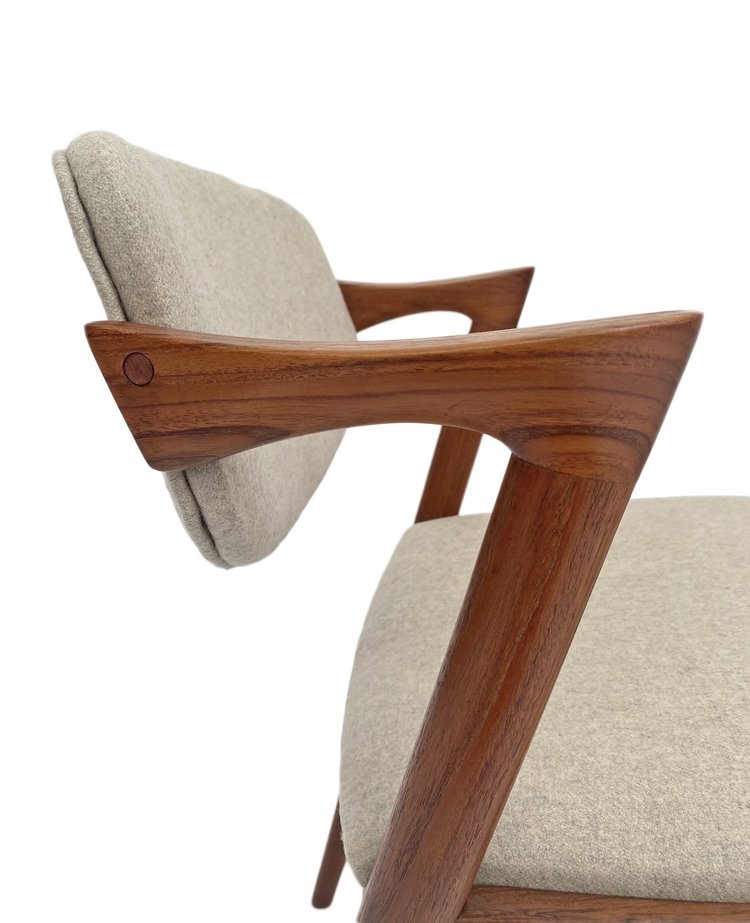 HouseofTwenty's tweet photo. KAI KRSTIANSEN: A Danish designer dating back to the 50s. Known for sleek, functional pieces, it's the Model 42 chair that draws attention.

https://t.co/58UpGtwG9A https://t.co/6psvjmGmSs