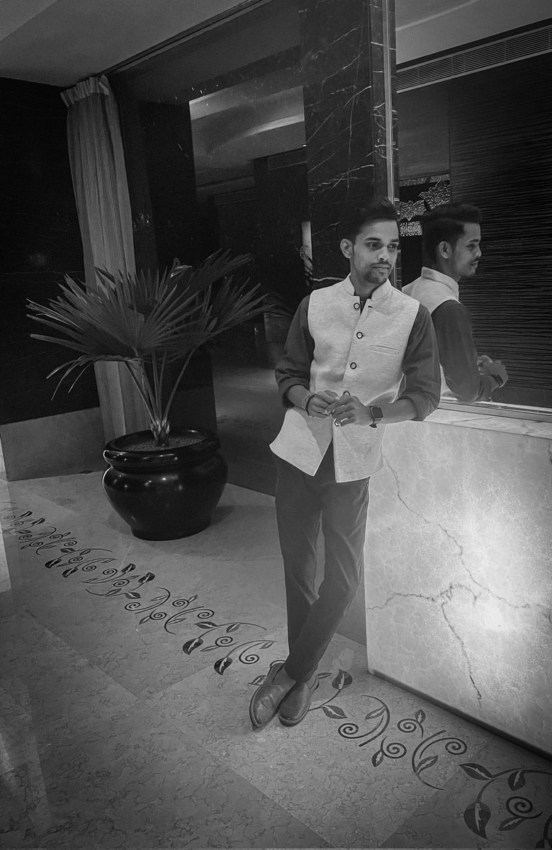 the_vishwas_'s tweet photo. Trust the process ...!!
#rabltaoj #selibrity #taj #independenceday #instagram #business #luxurylifestyle #mindset #coorabltaoj https://t.co/lfZC7kxFcH