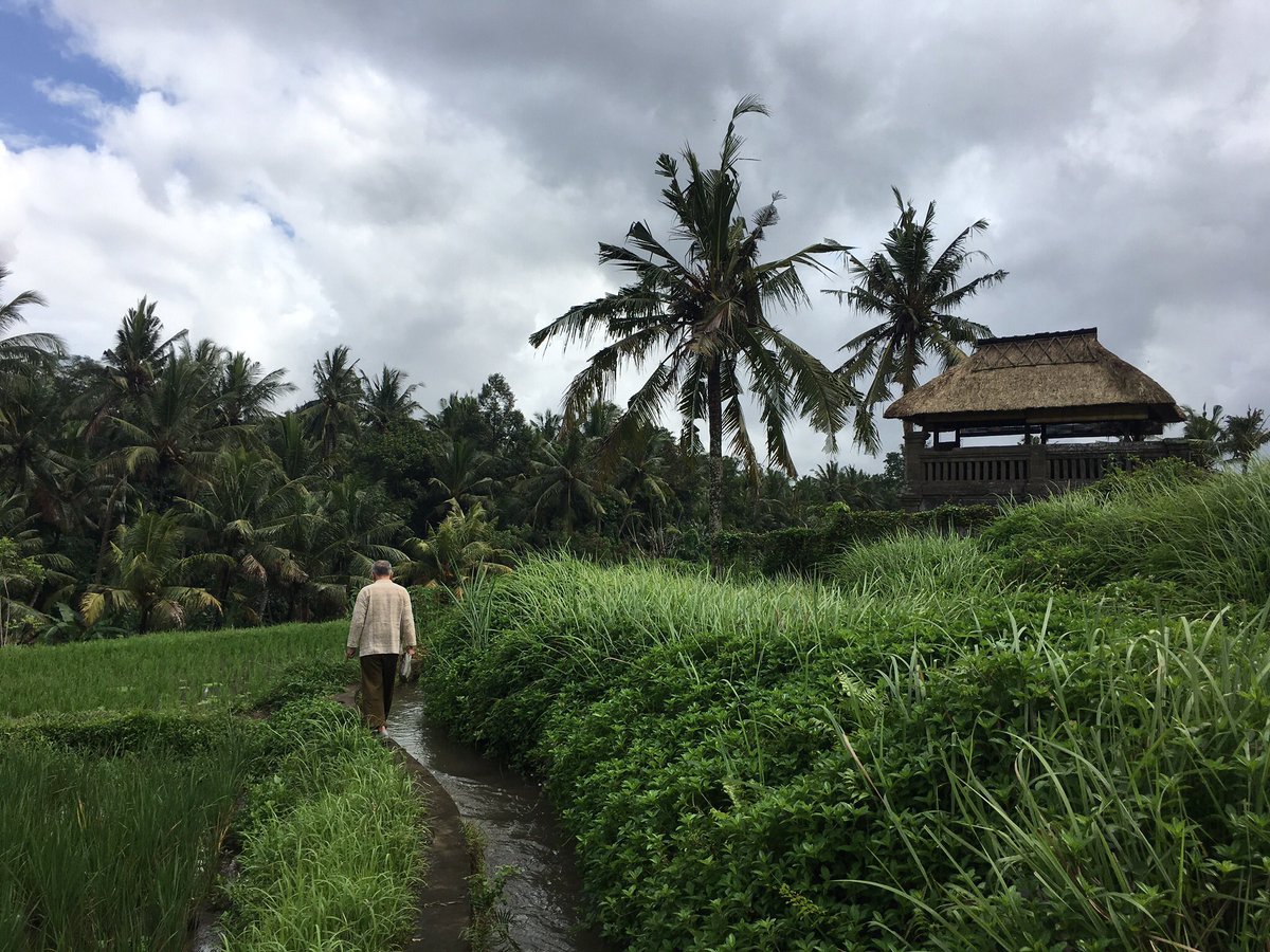 CurtisSChin's tweet photo. Flashback. Beaming to you from my home away from home in #Indonesia. 📷: #Bali.
DYK: The Proclamation of Indonesian #Independence was read at 10am on 17 August 1945
Happy 77 birthday 🇮🇩!
#RI77 #IndonesiaMerdeka #Merdeka #HUTRI77 #DirgahayuIndonesia https://t.co/zSdZGlcSSg