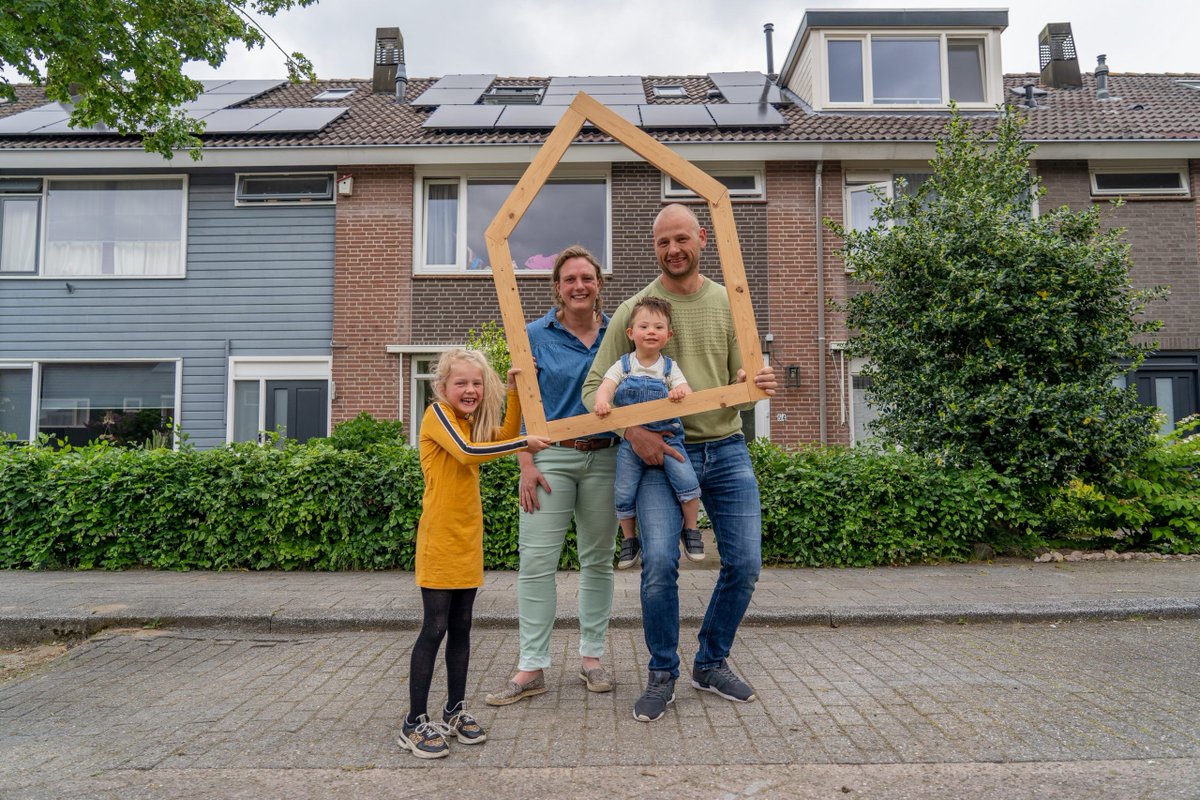 Lijkt het je leuk om andere huiseigenaren uitleg te geven over energiebesparing of de duurzame maatregelen in jouw huis? Doe dan mee aan de Nationale Duurzame Huizen Route op zaterdag 29 oktober &amp; 5 november! Meld je huis aan via 👉 duurzamehuizenroute.nl/aanmelden.