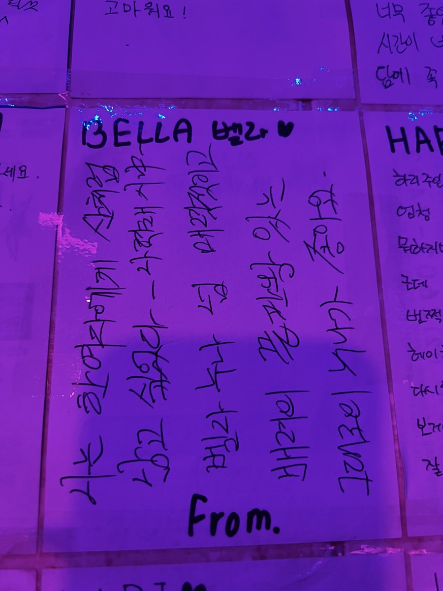 다들 보고 가면 후기 써주고 가는데 이제야 좀 올리네😭 아직 더 있지만 그만큼 나를 보러 와주는 우리 강아지들💕 
플을 하더라도 항상 사람대 사람인 걸 잊지 말아야 하는 건 필수라 생각해 
처음이더라도 긴장 풀어주고 웬만하면 재미있게 놀다 가는게 좋잖아?
#섹트 #일탈 #후기 #멜섭 #펨돔 #플